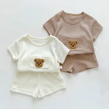 Детские комплекты, летняя футболка с мультяшным медведем и короткими рукавами + шорты, свободный костюм из 2 предметов для новорожденных мальчиков и девочек, повседневная вафельная одежда